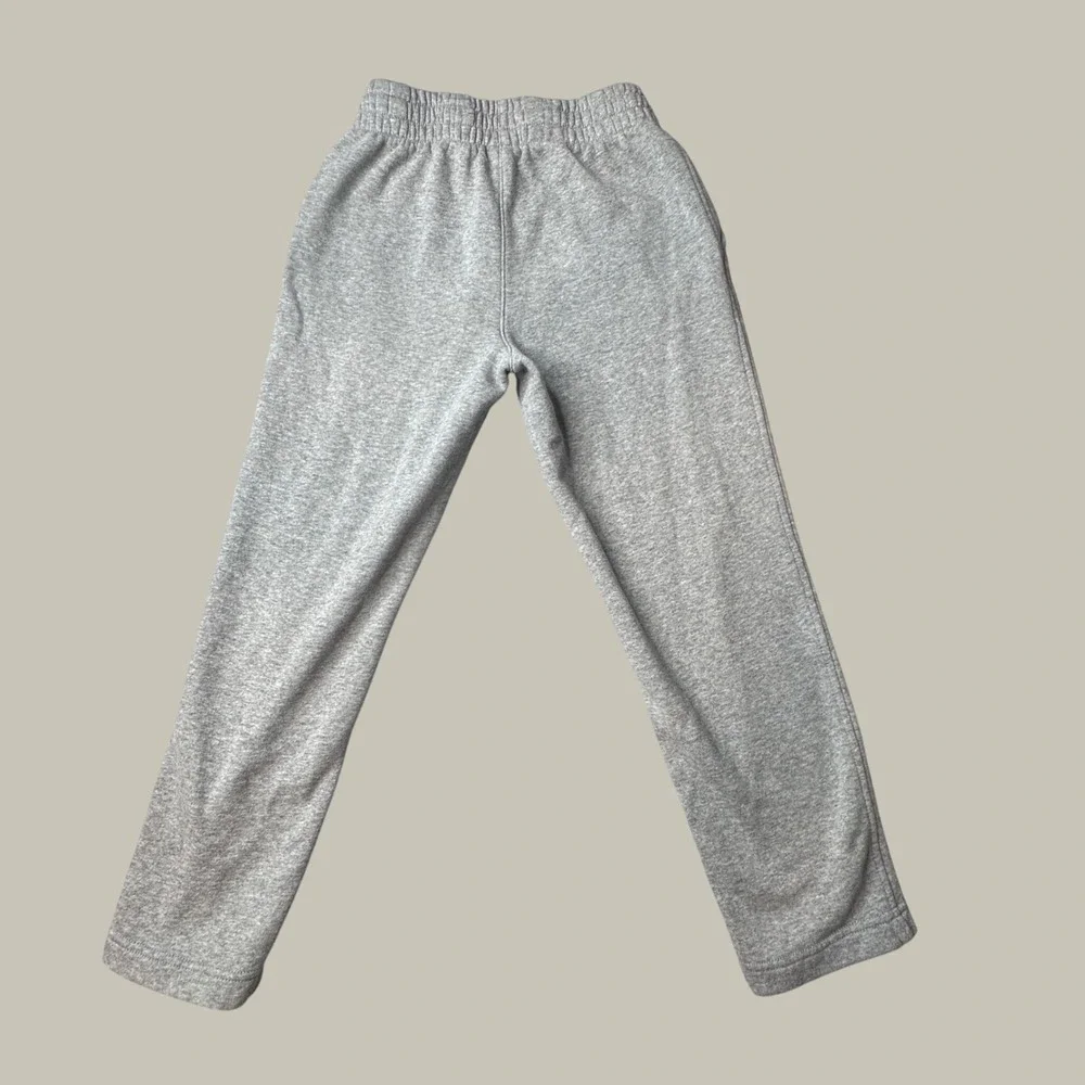 Nike Sweatpants Boys Medium FD3010-063 Grey Heather Sportswear Club Fleece
